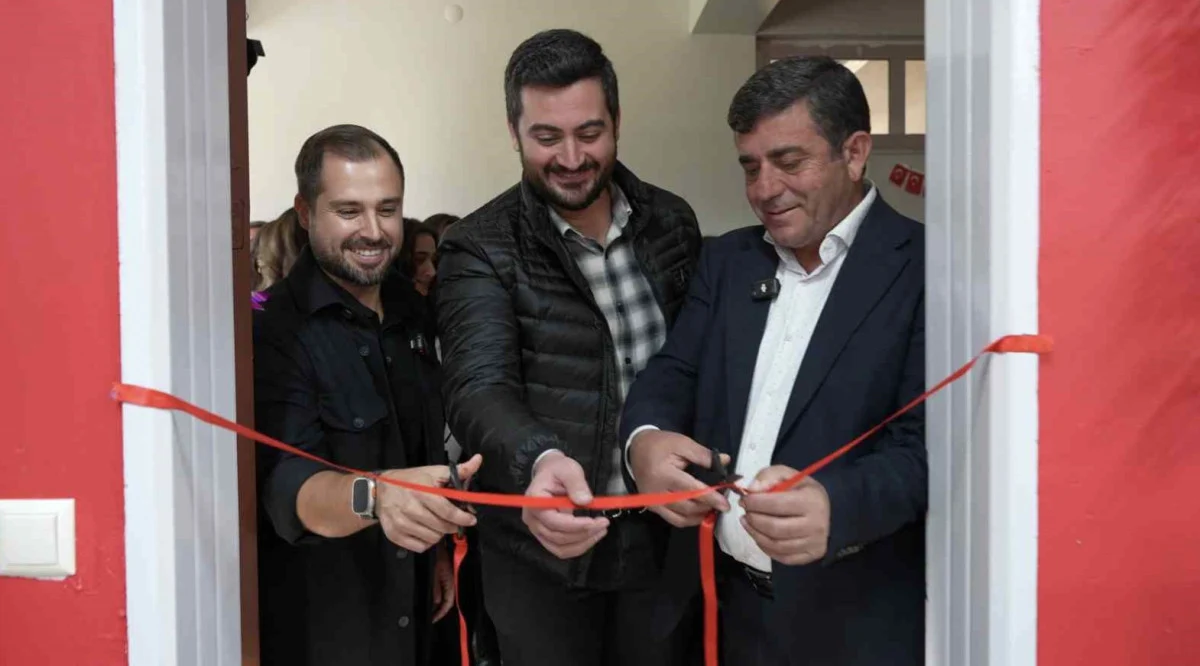 Ermataş Beton’dan İnlice İmamhatip Ortaokulu’na 1 Milyon TL’ Değerinde Bilgisayar Sınıfı